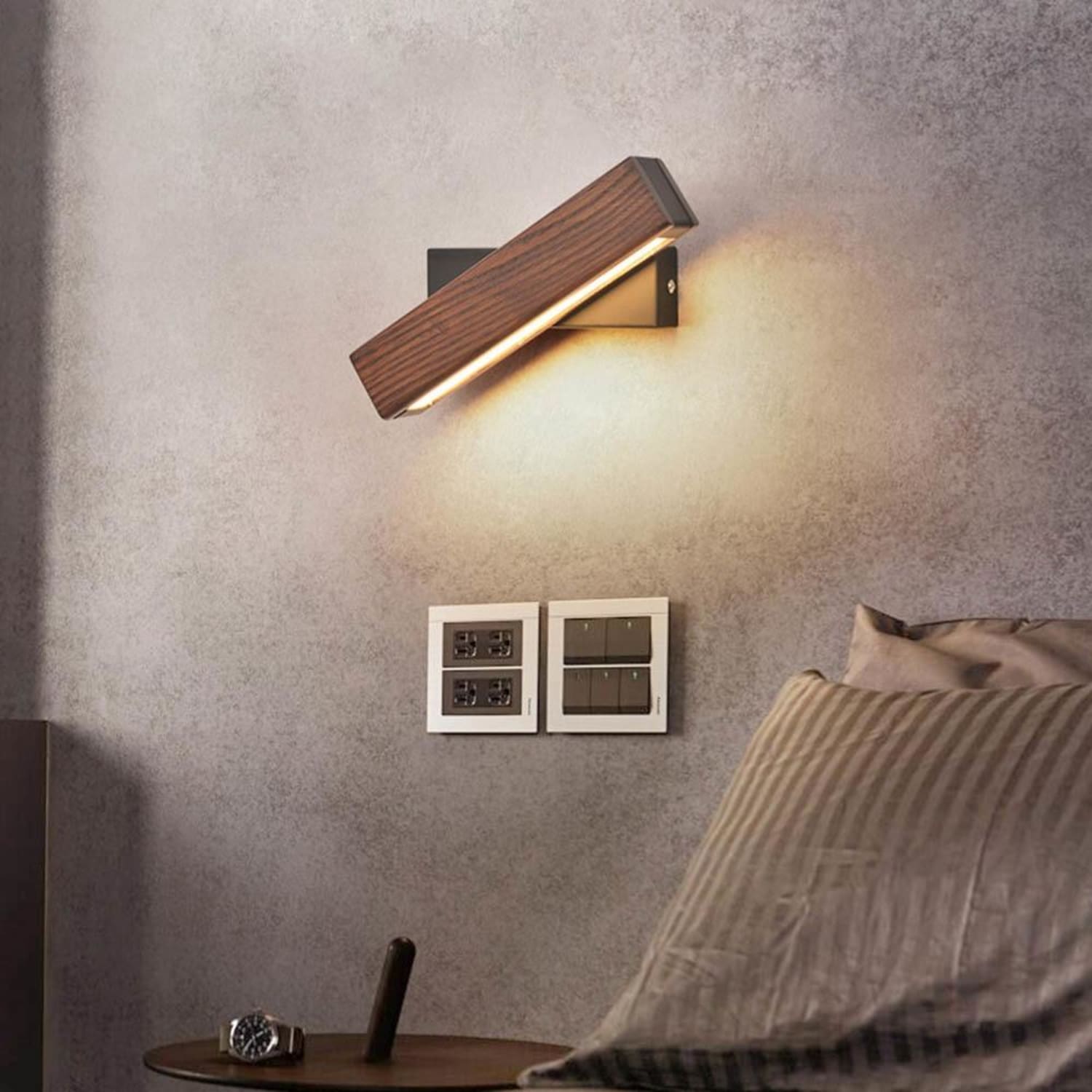 Vera Modern LED Wall Lamp — Wood Arm Wall Sconce for Bedroom & Reading Corner