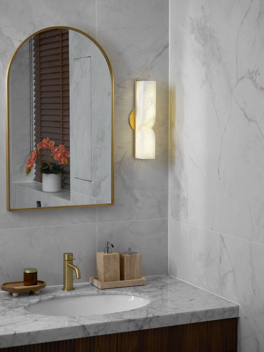 Alabaster Essence Wall Sconce — Carved Stone Wall Light for Bedroom & Hallway