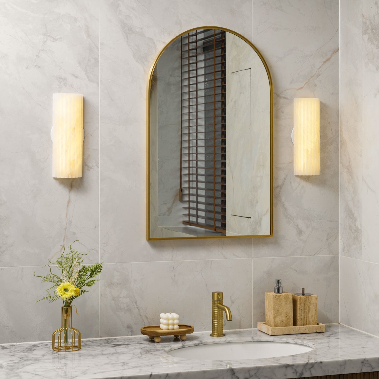 Alvia Alabaster Wall Light — Ribbed Stone Wall Sconce for Bedroom & Hallway