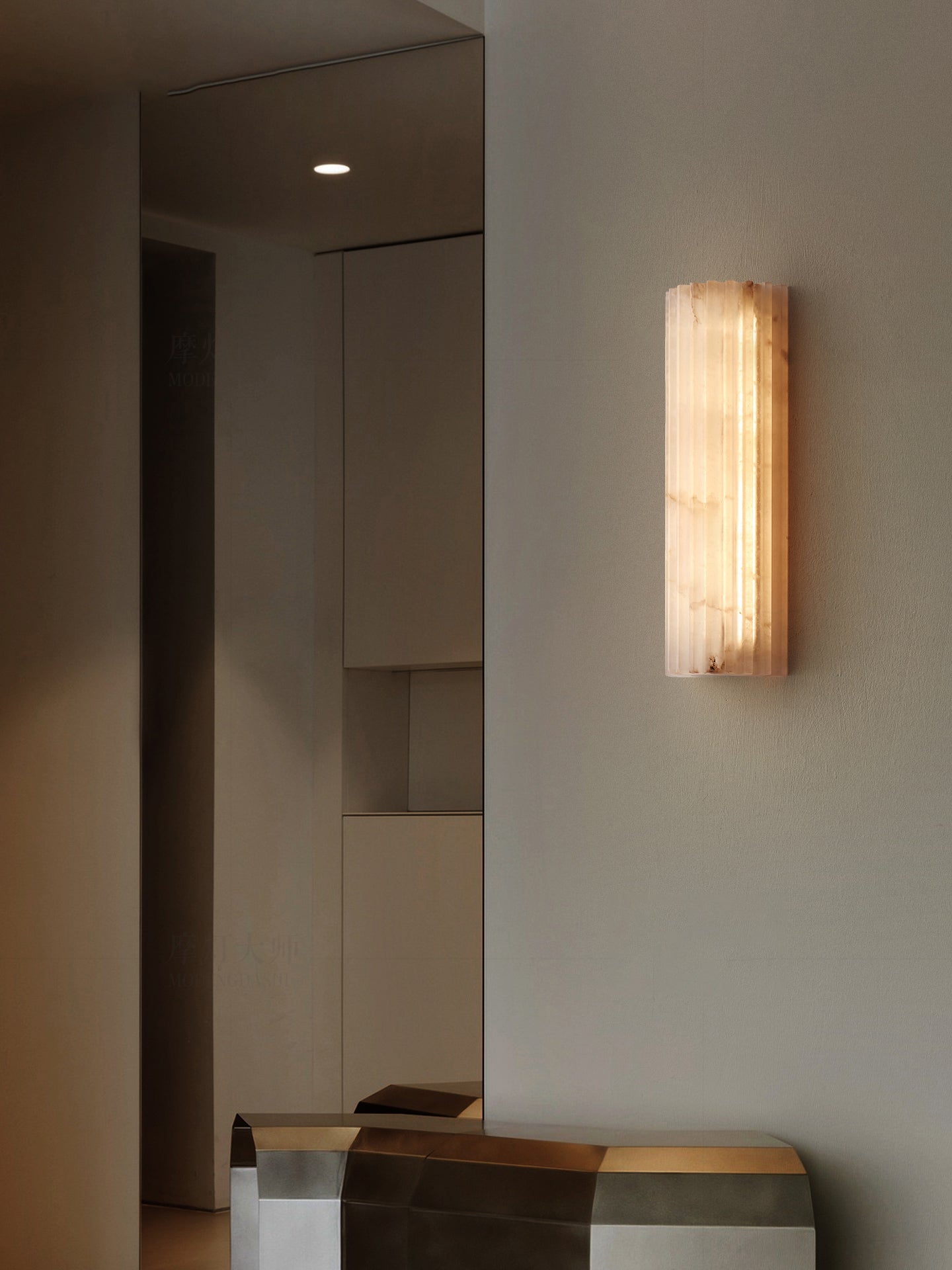 Alvia Alabaster Wall Light — Ribbed Stone Wall Sconce for Bedroom & Hallway
