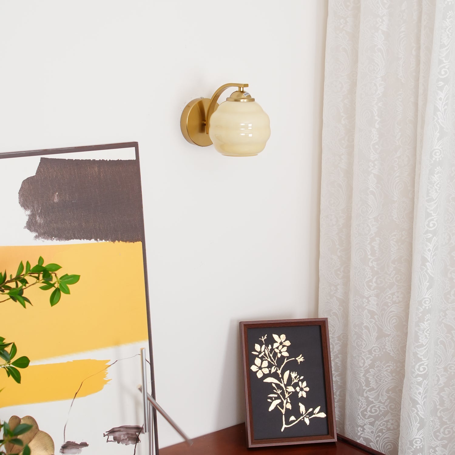 Art Deco Vintage Wall Lamp — White Glass Wall Sconce for Bedroom & Hallway