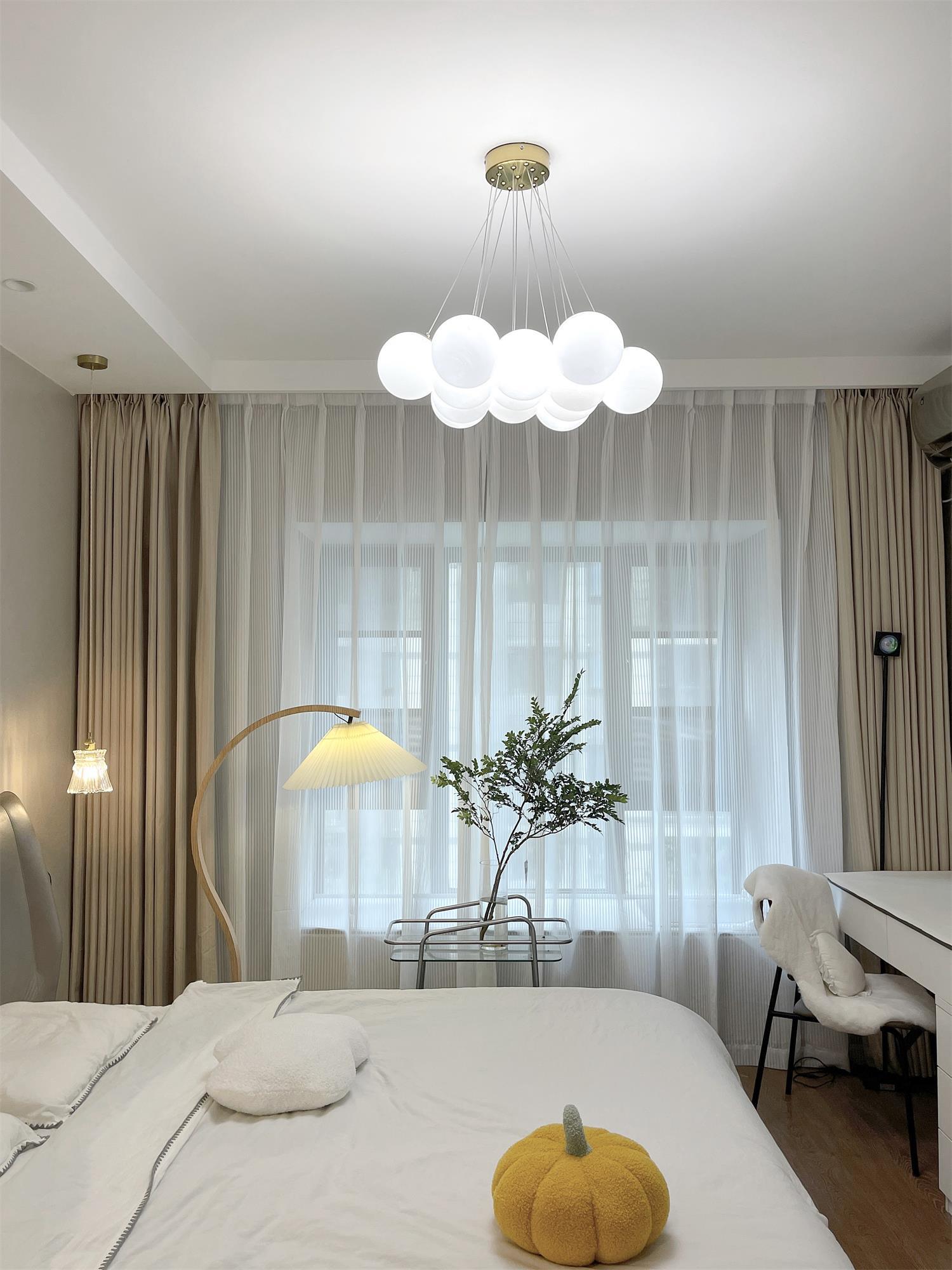 Glass Cluster Chandelier — Frosted Globe Cluster Ceiling Light for Dining Room