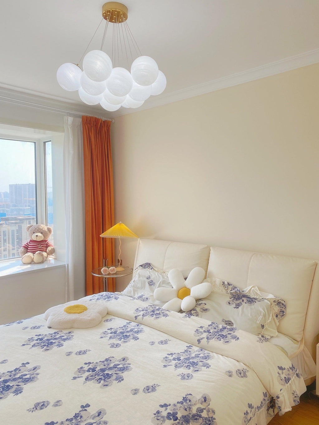 Glass Cluster Chandelier — Frosted Globe Cluster Ceiling Light for Dining Room