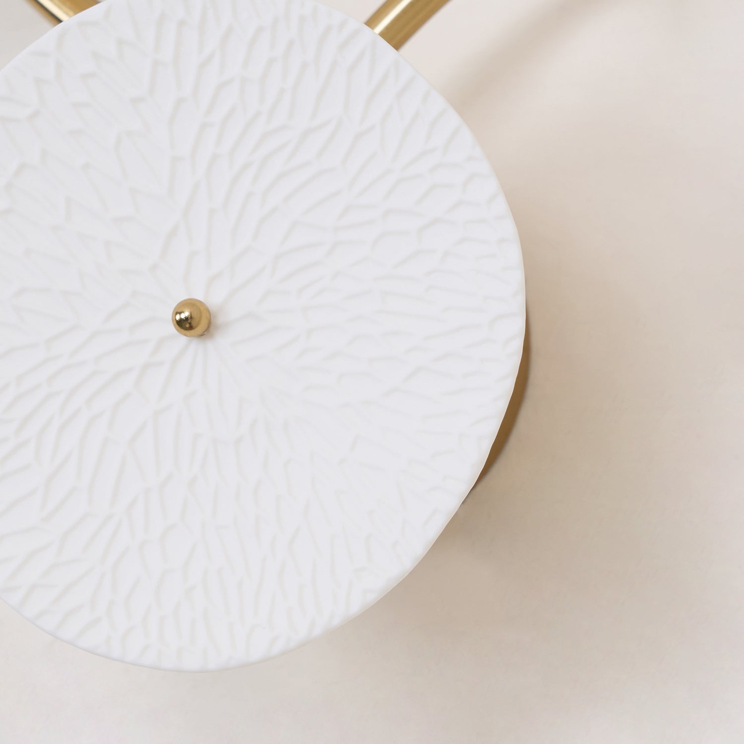 Lotus Petal Wall Lamp — Ceramic Floral Wall Sconce for Bedroom & Hallway