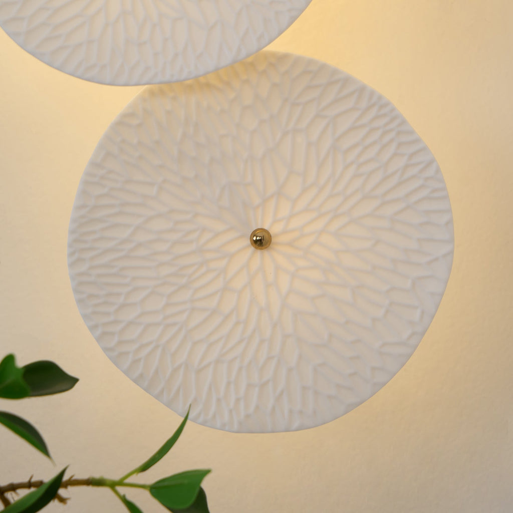 Lotus Petal Wall Lamp — Ceramic Floral Wall Sconce for Bedroom & Hallway