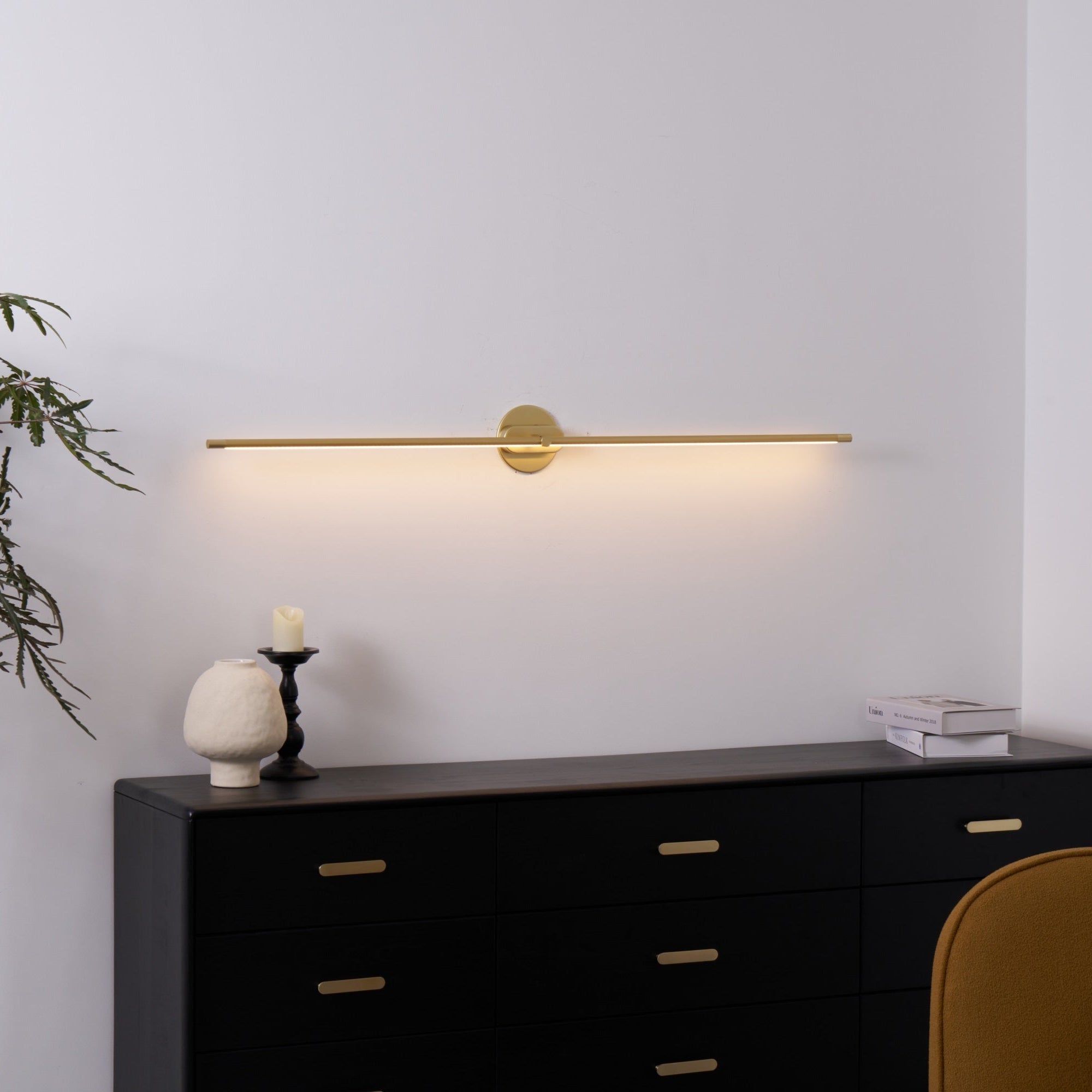 Minimalist Linear Wall Lamp — Modern LED Vanity Wall Sconce for Bathroom & Bedroom