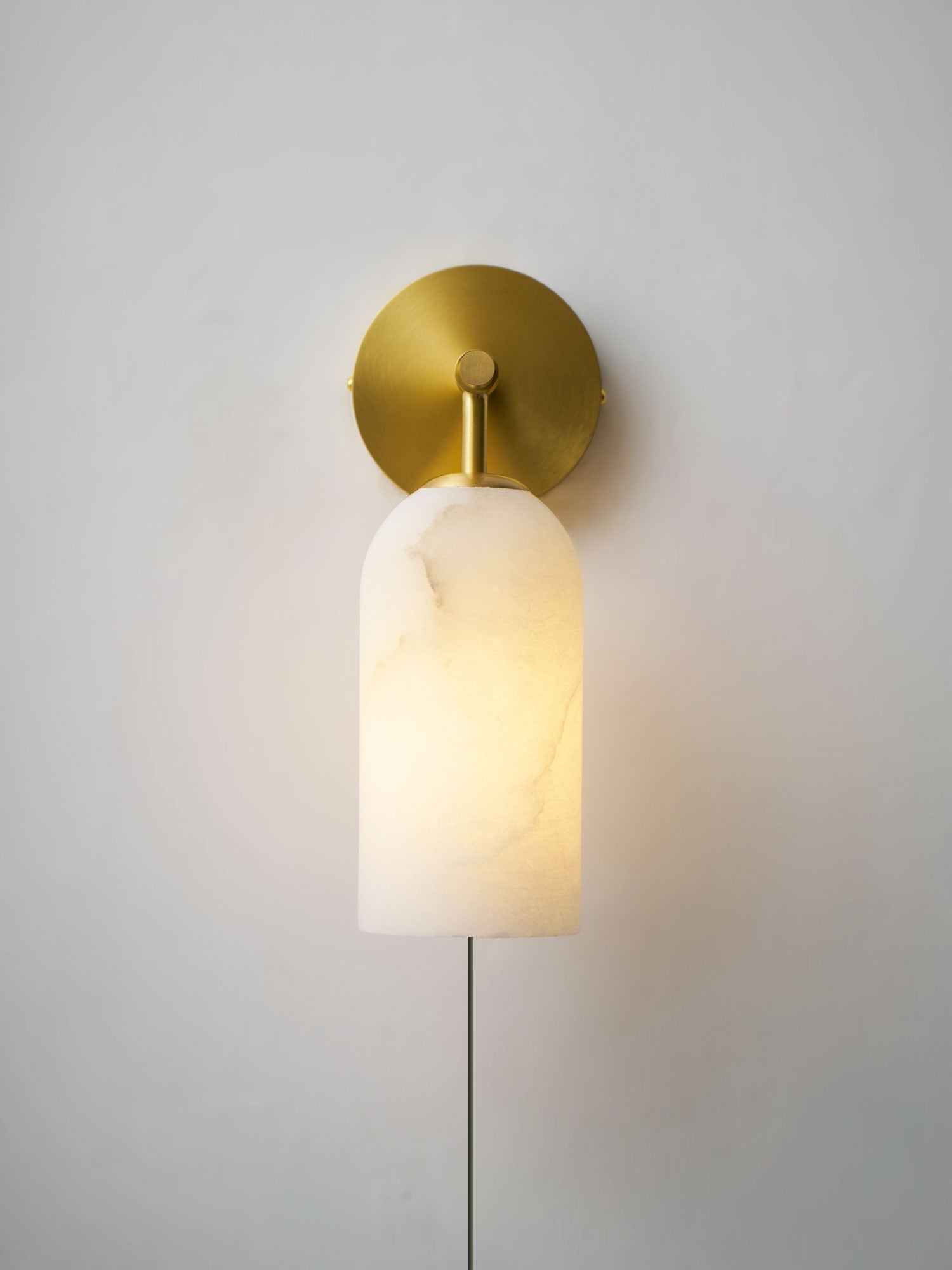 Pillar Alabaster Plug-in Wall Sconce — Plug-In Stone Wall Light for Bedroom