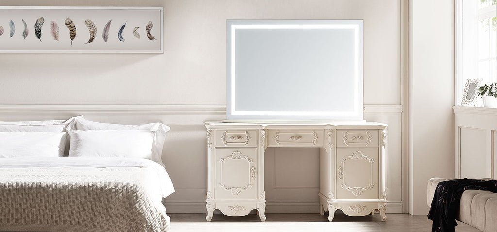Lumen Tabletop LED Vanity Mirror for makeup desk | Halvern