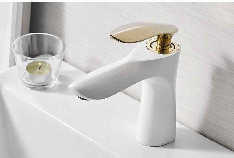Modern Basin Faucet — Sculptural Single Hole Vanity Faucet