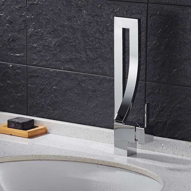 Veda Modern Basin Faucet — Minimalist Single Hole Bathroom Faucet